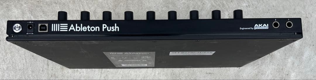 Ableton Push 1 MIDIコントローラー