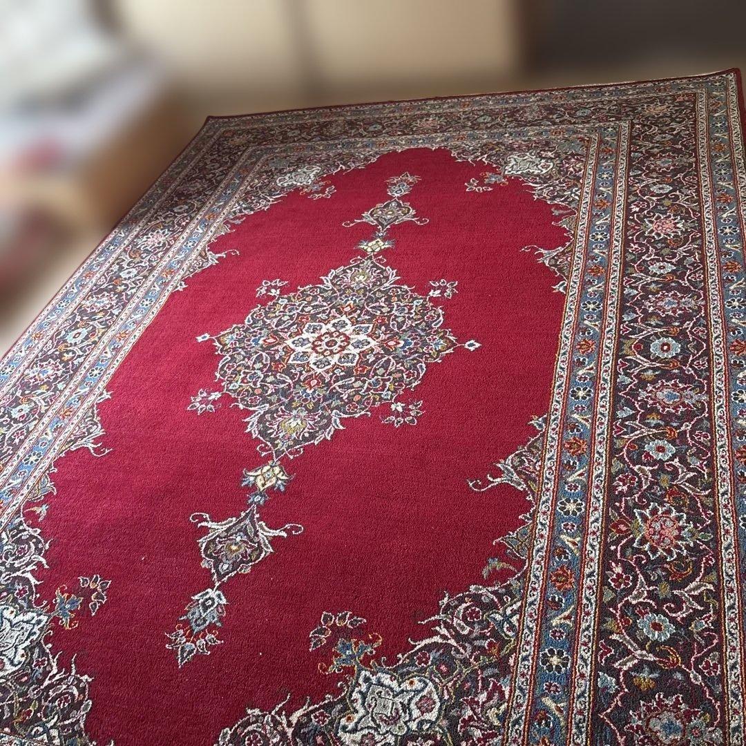 ペルシャ赤い絨毯、カーペット　大きい