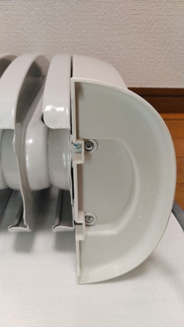 しろ デロンギ DeLonghi TRN0505JS オイルヒーター