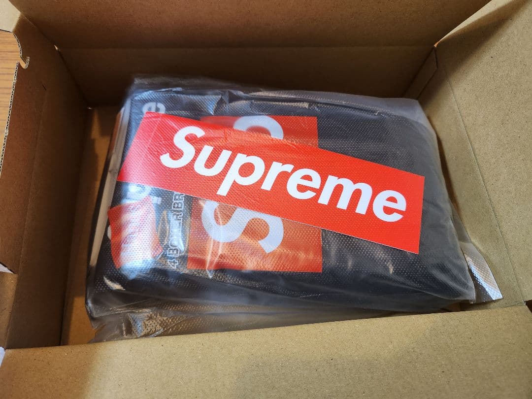 ☆正月セール☆ Supreme パンツ 4枚セット M (ステッカー1枚付き )