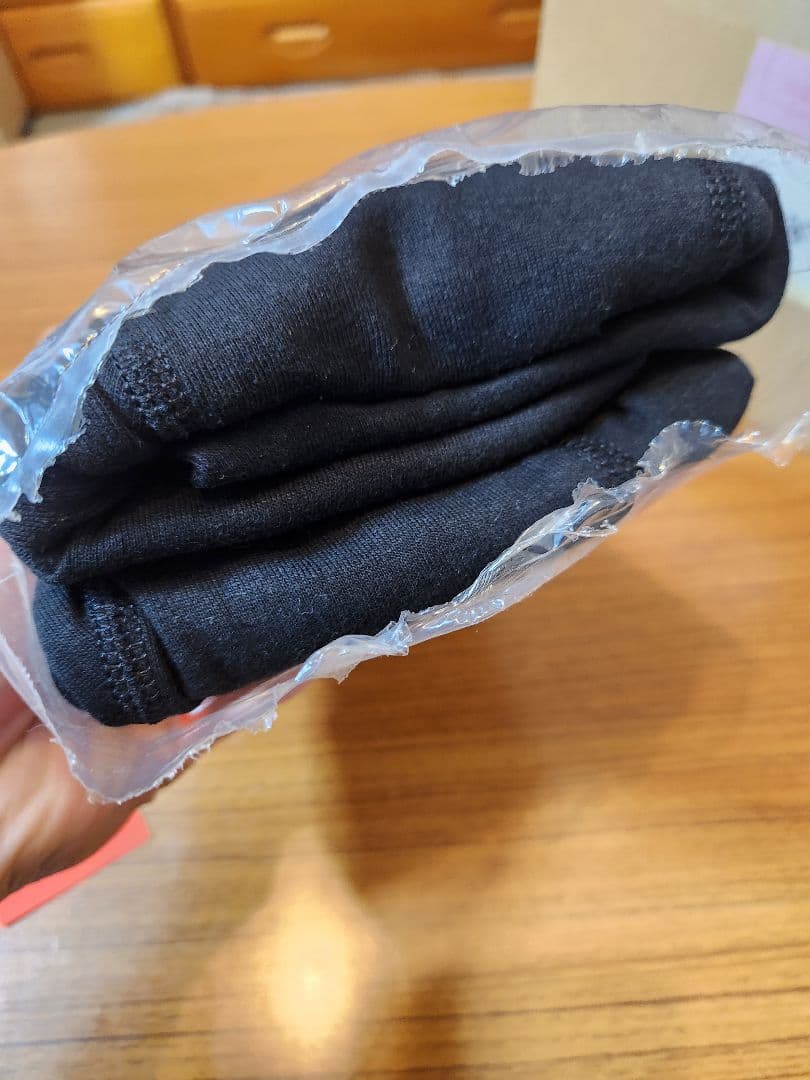 ☆正月セール☆ Supreme パンツ 4枚セット M (ステッカー1枚付き )