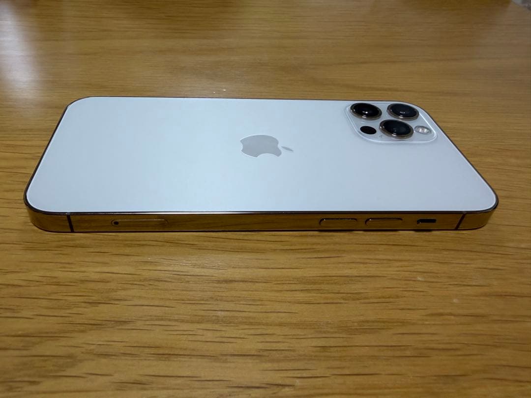 iPhone12pro ゴールド 128GB(未使用保護フィルム・コード付き)