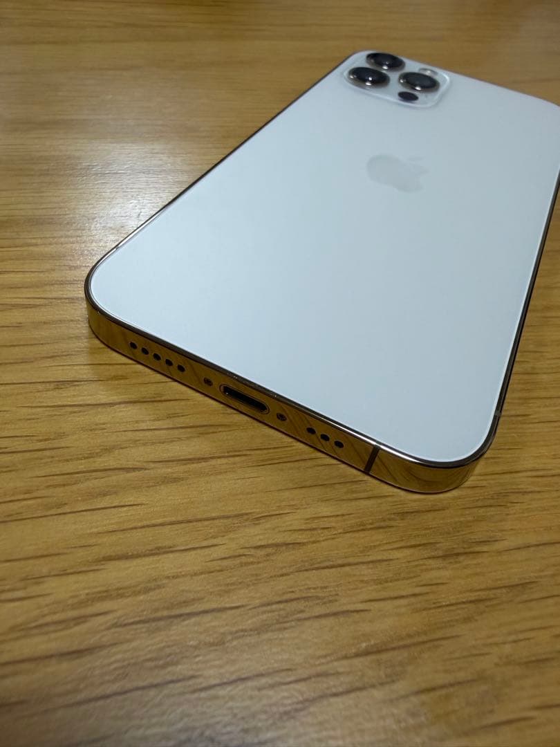 iPhone12pro ゴールド 128GB(未使用保護フィルム・コード付き)