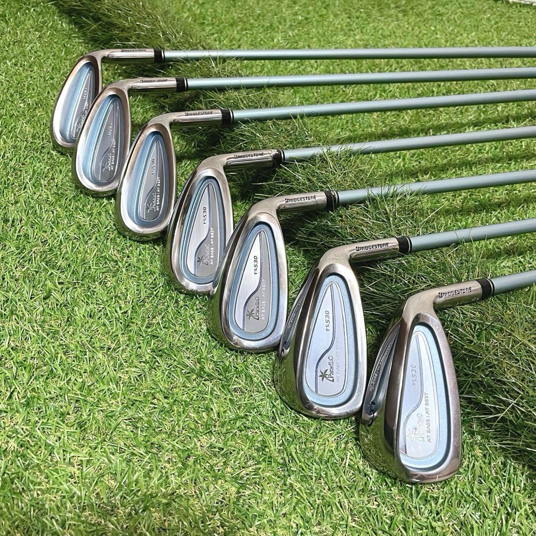 極美品 PARADISO 可愛い水色 レディースゴルフクラブ豪華11本セット