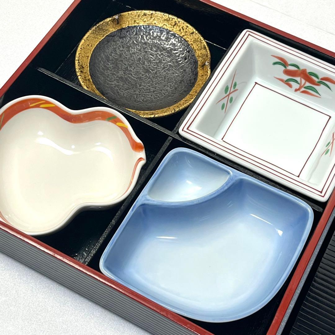 【松花堂】天然木　弁当箱　5客　仕切　小皿付　蓋付花柄5種