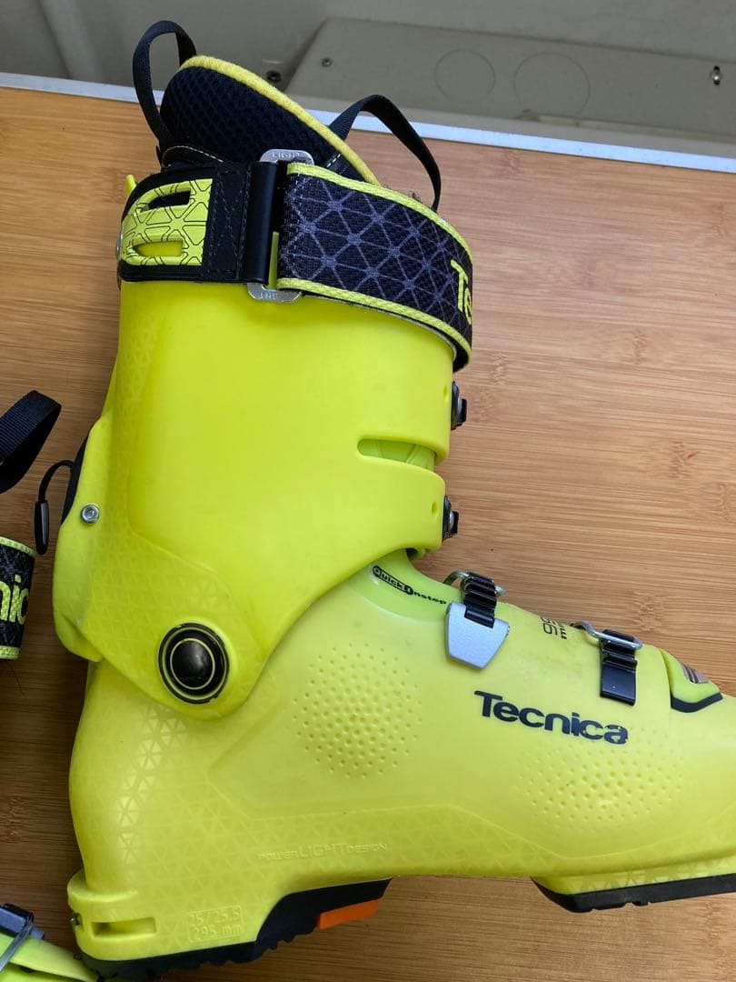 Tecnica Zero G Guide Pro スキーブーツ イエロー25.5
