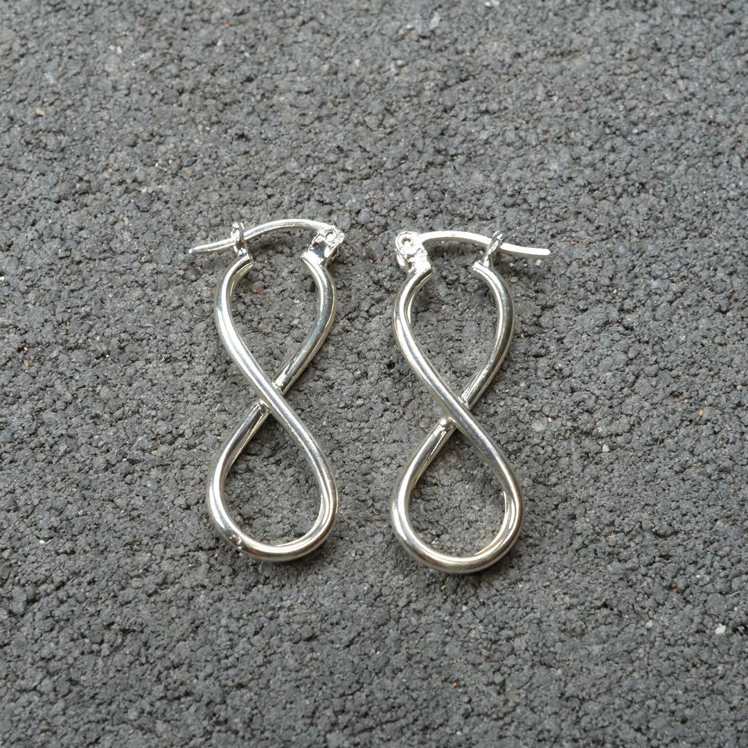 メキシコ タスコ製 TAXCO シルバー925 八の字デザインピアス/軽研磨仕上