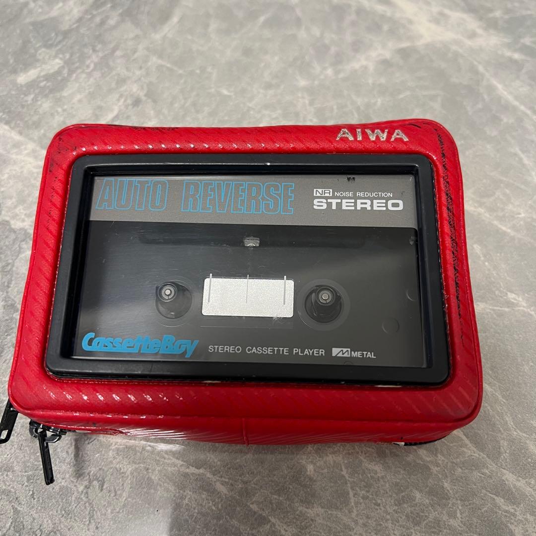 希少　AIWA HS-P2 ステレオカセットプレーヤー ベッド