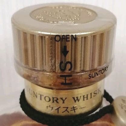 サントリー　響( 旧17年 )　金キャップ　美品　未開栓　K2204