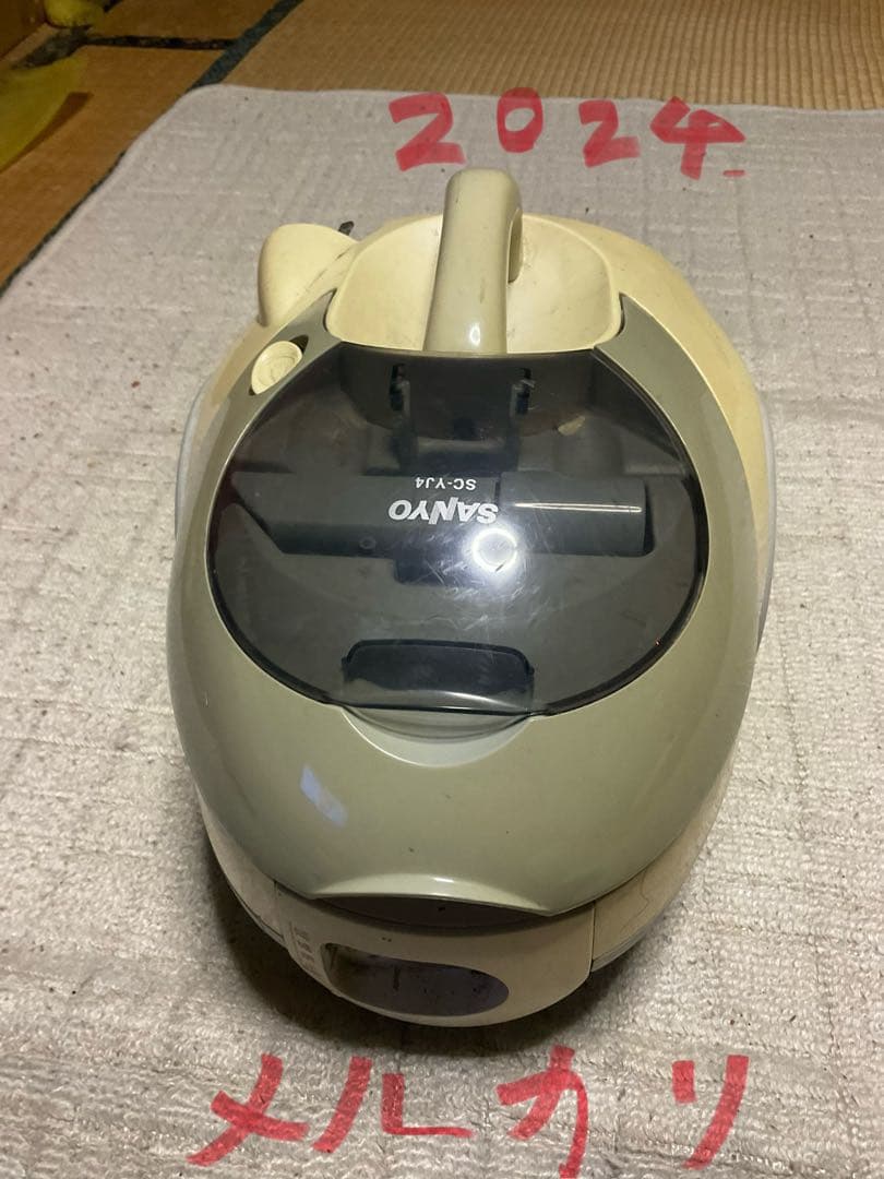 SANYO-SC-YJ4（H）。2009年式中古品掃除機【コード式　昭和レトロ】