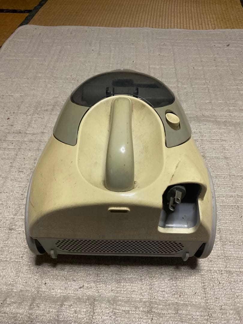 SANYO-SC-YJ4（H）。2009年式中古品掃除機【コード式　昭和レトロ】
