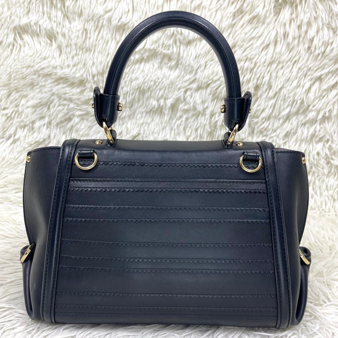 美品‼️ フェラガモ　ハンドバッグ　ガンチーニ　ソフィア　ロゴ金具　レザー