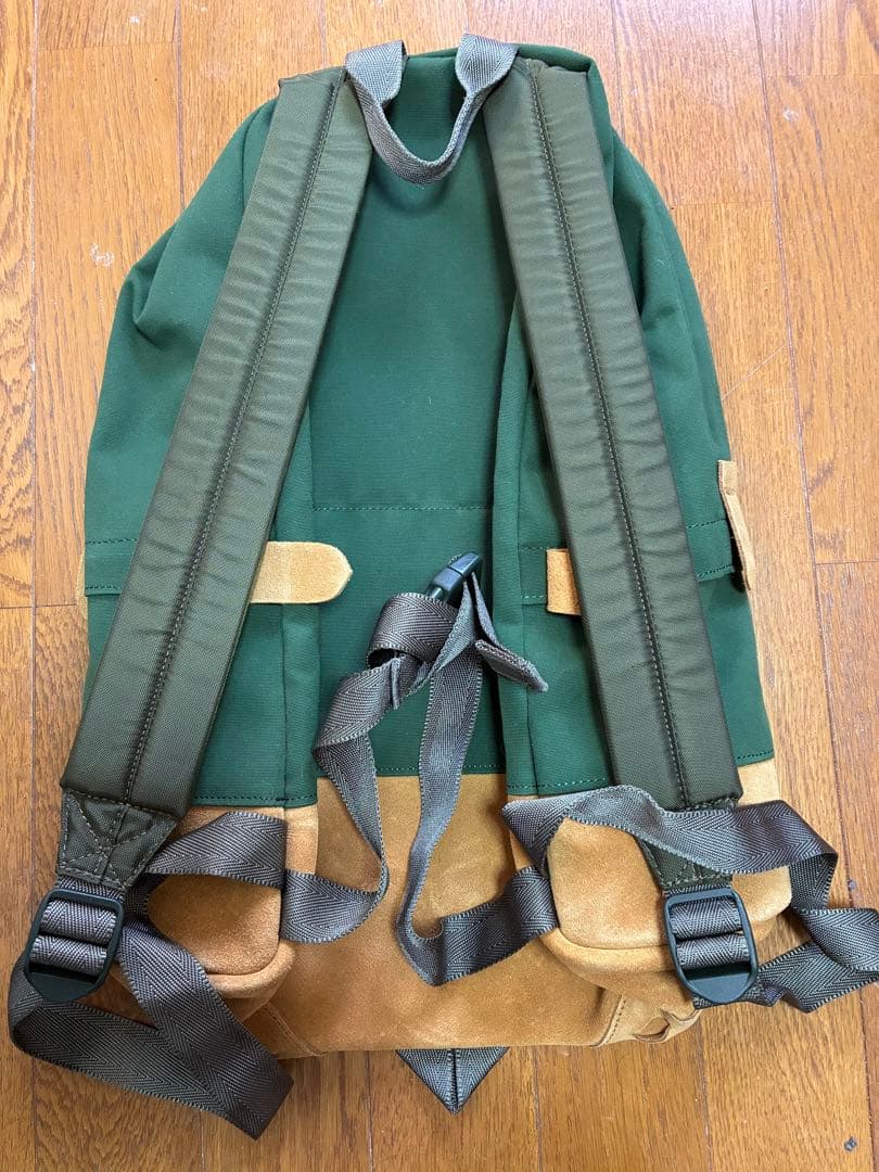 新品タグ付きザ・ノースフェイスNN7507N MEDIUM DAY PACK