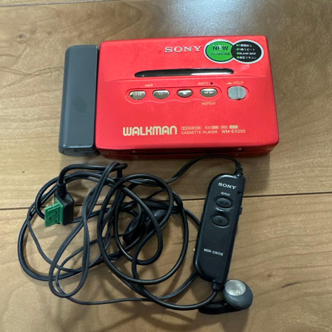 SONY WM-EX555 カセットプレーヤー 赤
