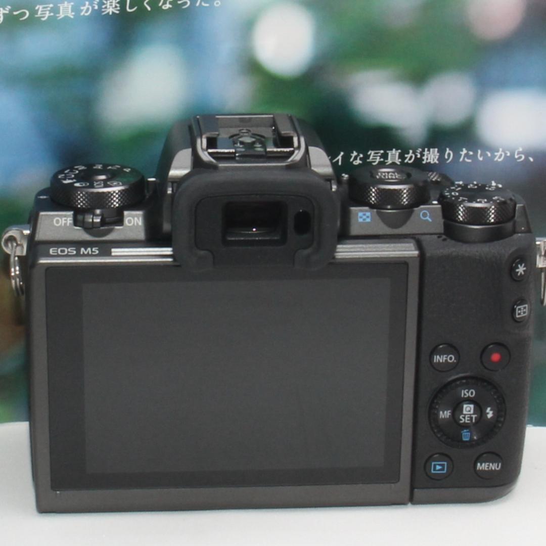 ❤️予備バッテリー&カメラバック付き❤️Canon EOS M5 ダブルズーム