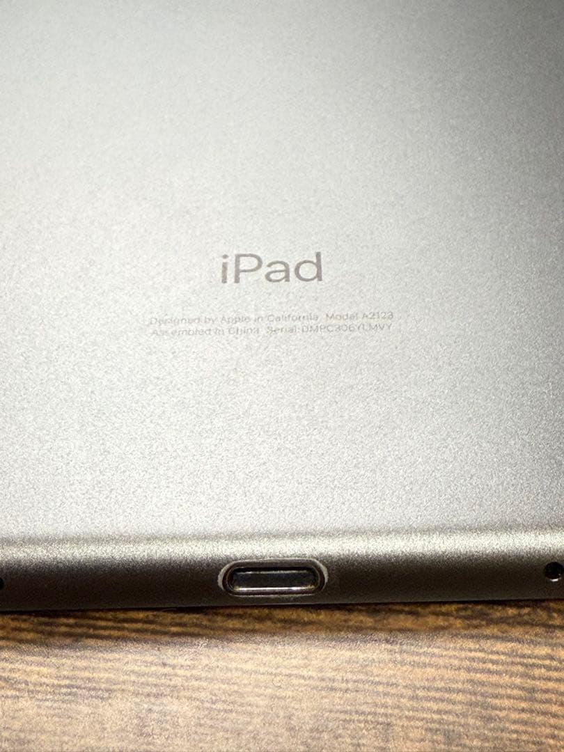 iPad Air3 64GB スペースグレイ　セルラーモデル