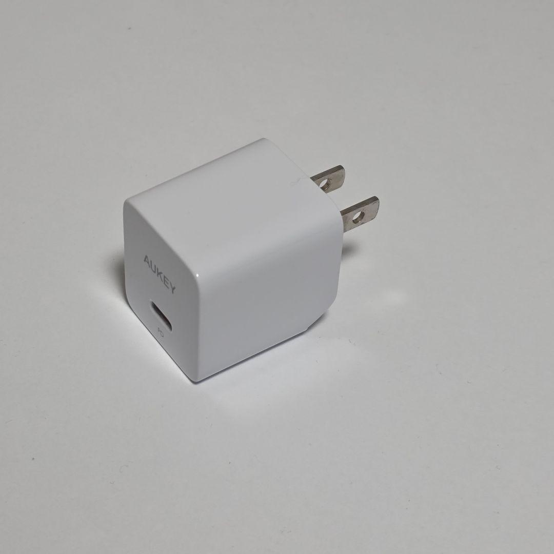 や*た様 【美品】第5世代 iPadAir M1 64G ブルー Smart F