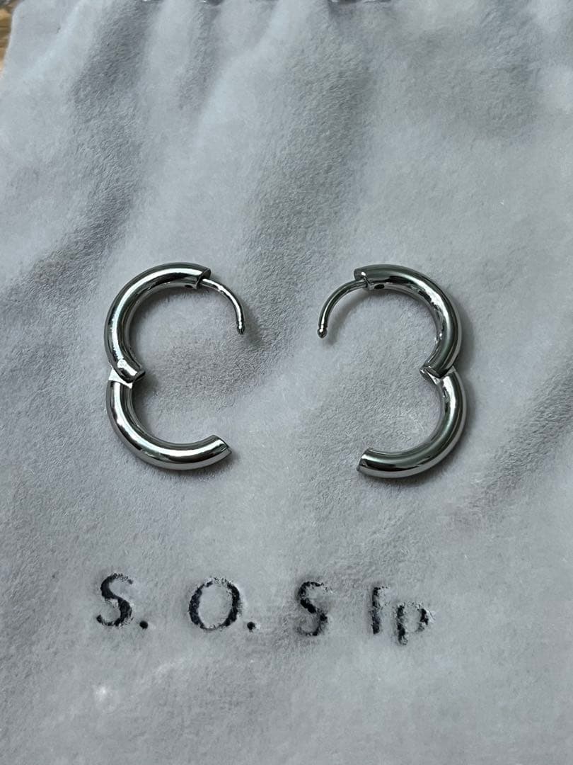 ｛最終値下げ】　sos fpトムウッド？　ピアス　フープピアス　中古