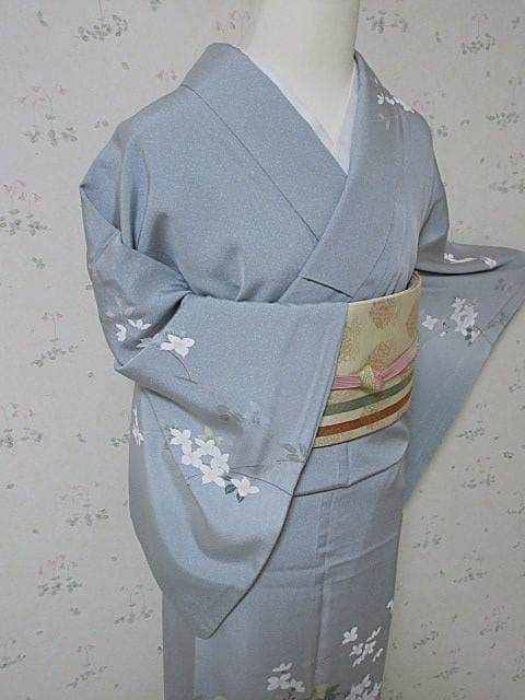 訪問着：美品：白い花と萩の花：淡いブルーグレー：袷正絹：P32