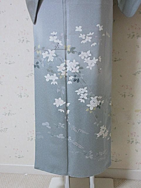 訪問着：美品：白い花と萩の花：淡いブルーグレー：袷正絹：P32