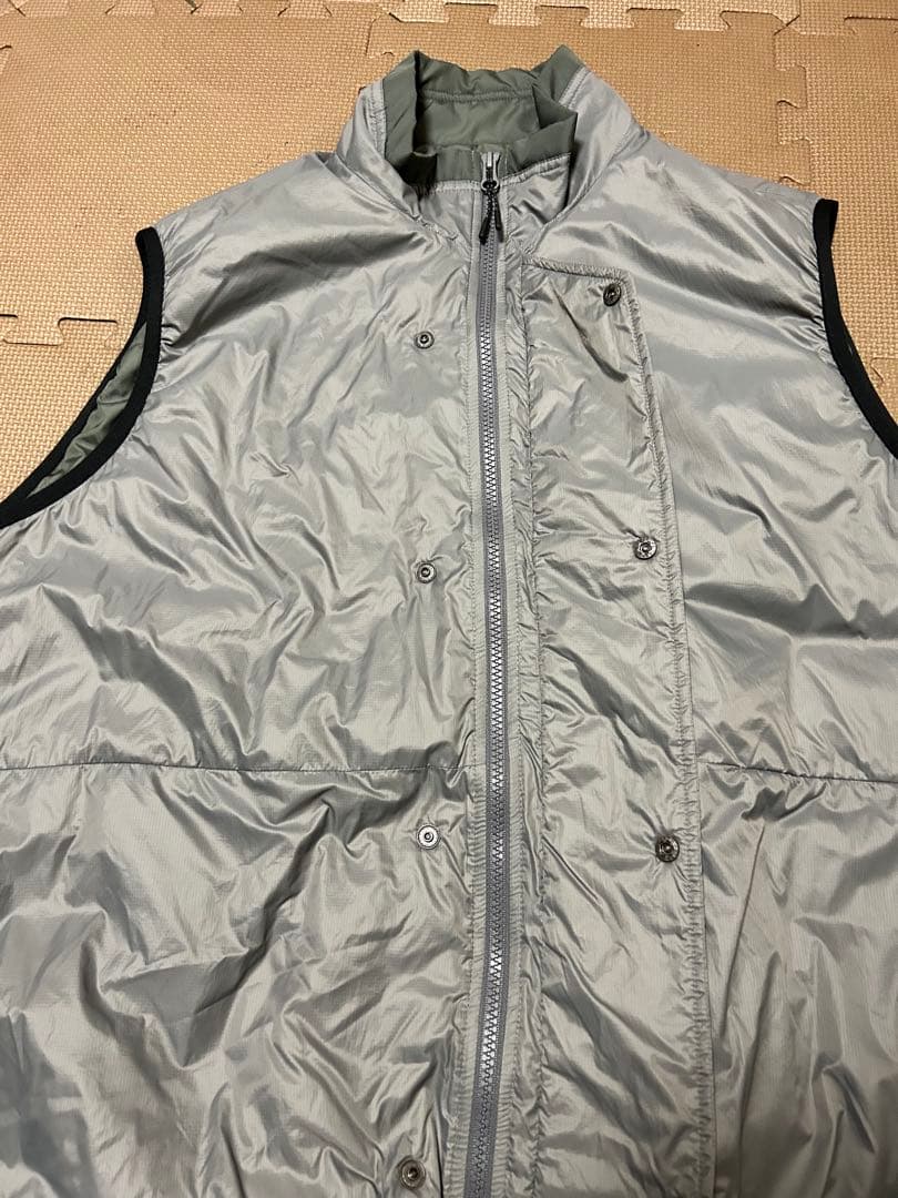 MARMOT CAPITAL ライトウエイトナイロンベスト Lサイズ　グレー