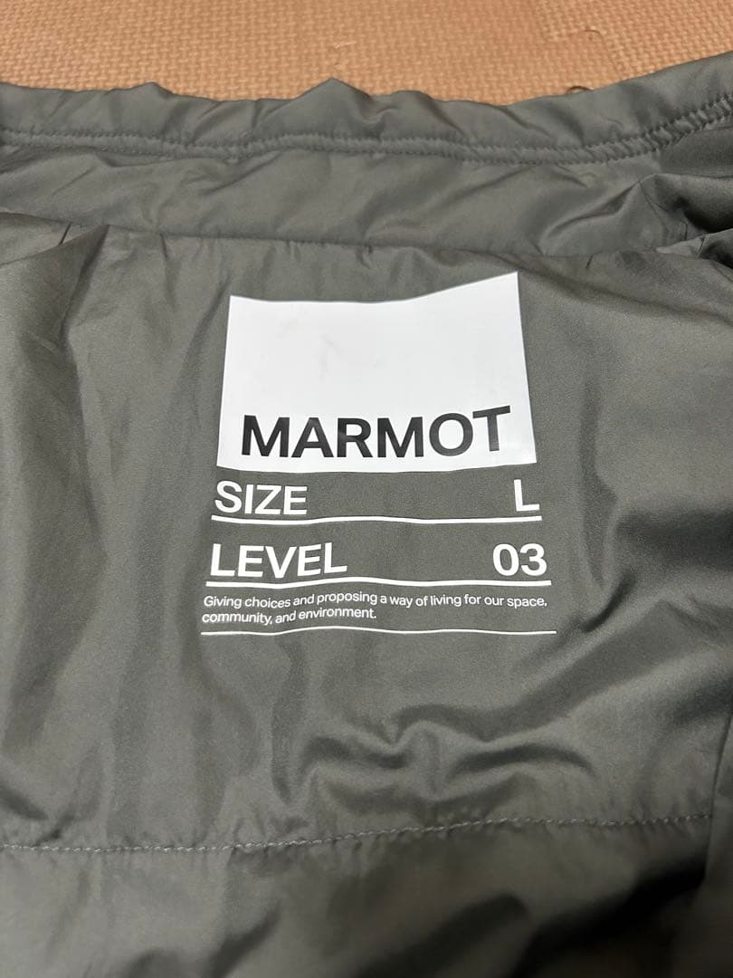 MARMOT CAPITAL ライトウエイトナイロンベスト Lサイズ　グレー