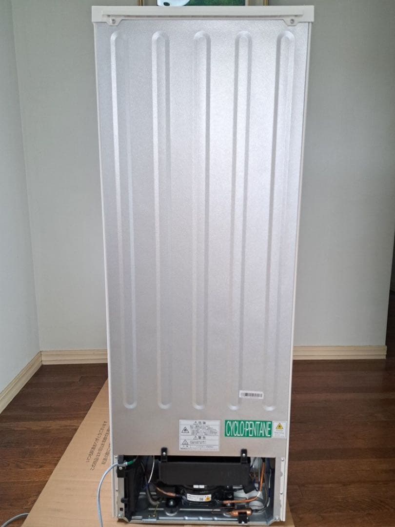 ★週末限定値下中　☆冷蔵庫 一人暮らし 180L 美品 NR-B18C1-W