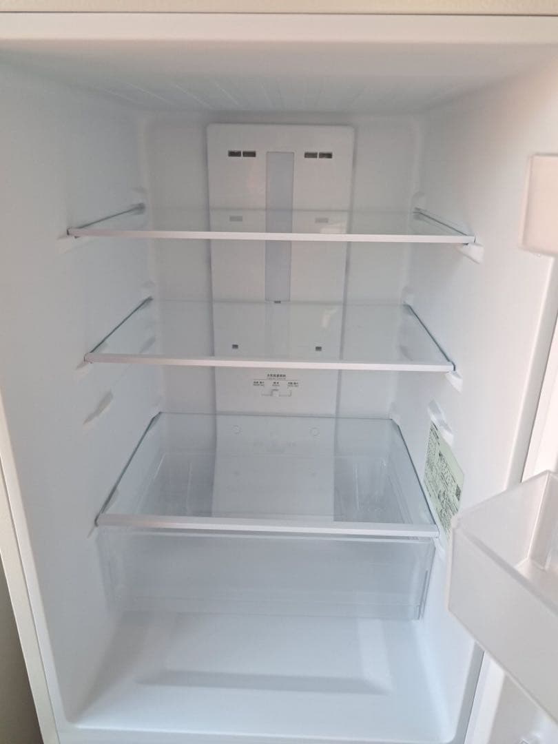 ★週末限定値下中　☆冷蔵庫 一人暮らし 180L 美品 NR-B18C1-W