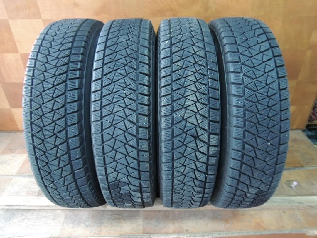 T711　175/80R16　ブリヂストン　スタッドレス4本　シワ有り　ジムニー