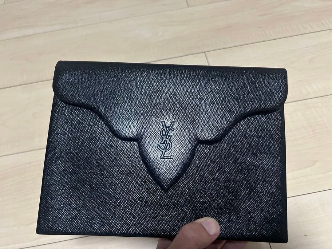 U*I様 【ビンテージ希少】イヴサンローラン　クラッチバッグ　セカンドバッグ　Y