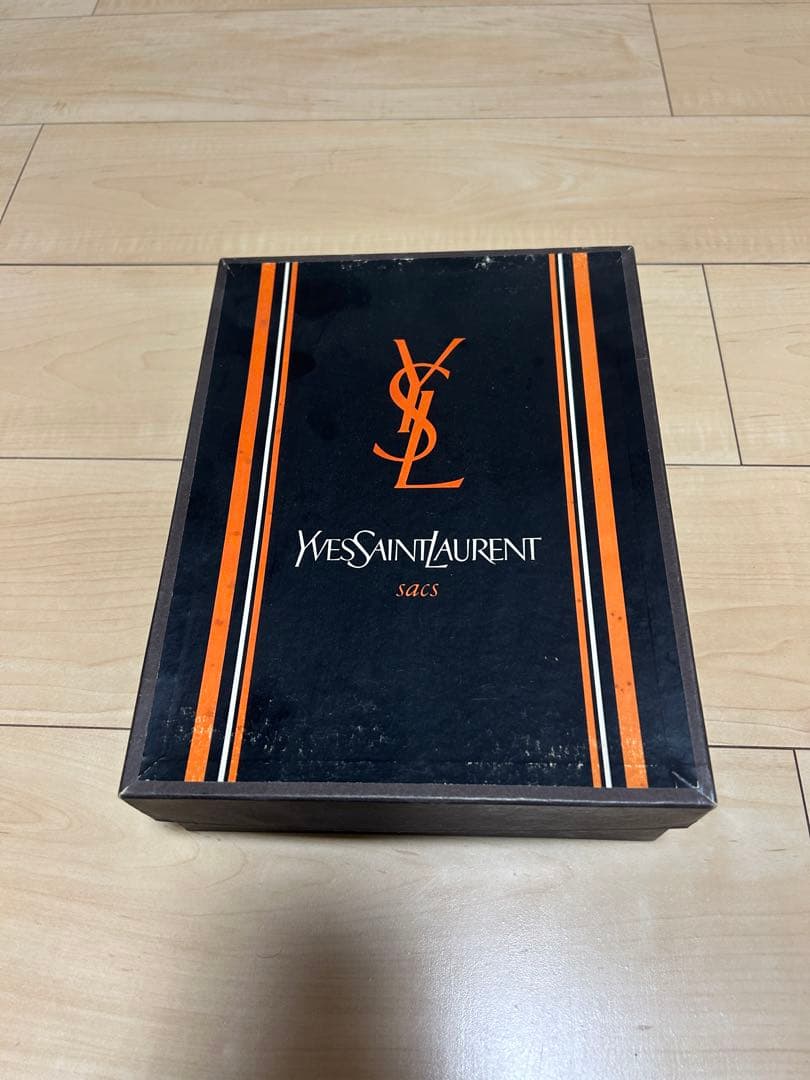 U*I様 【ビンテージ希少】イヴサンローラン　クラッチバッグ　セカンドバッグ　Y