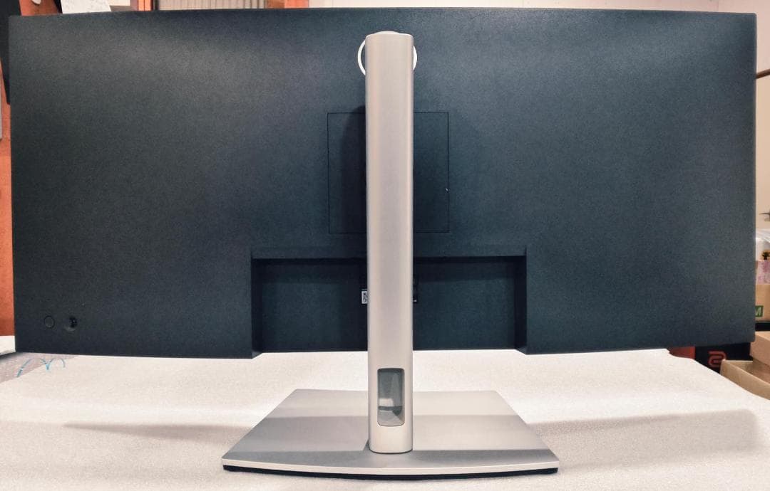 ディスプレイ・モニター本体 DELL P3424WE