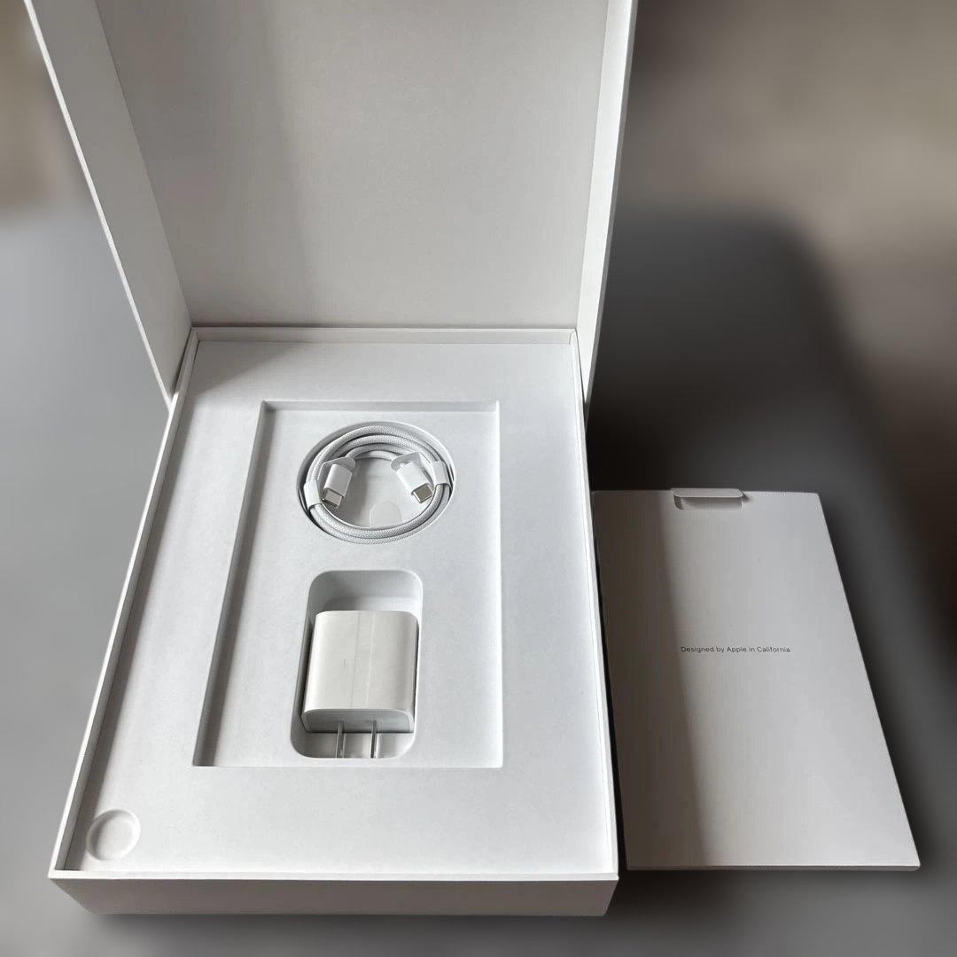 iPad Air 11インチ(M3) 128GB Wi-Fiスペースグレー本体