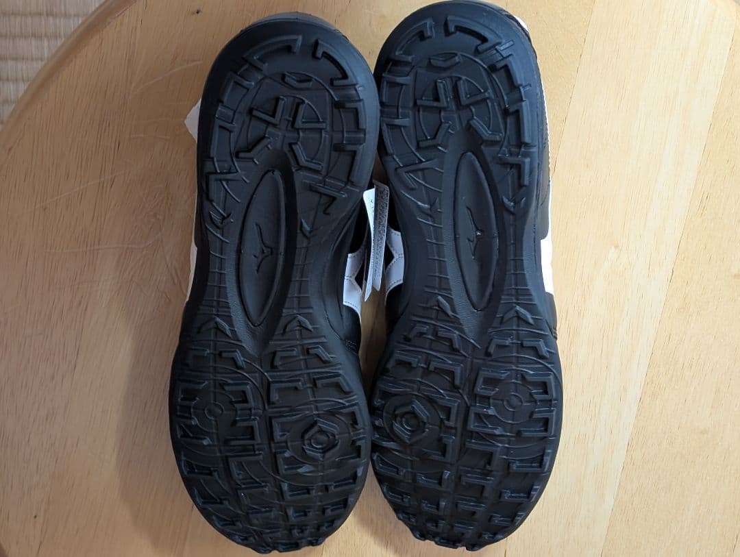 最終価格！！新品・未使用・箱付き ミズノ モレリア FT ブラック 26.0cm