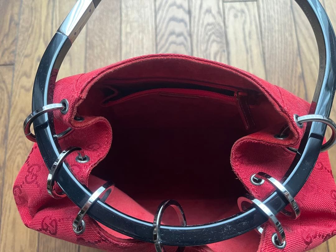 GUCCI GGパターン レッドハンドバッグ