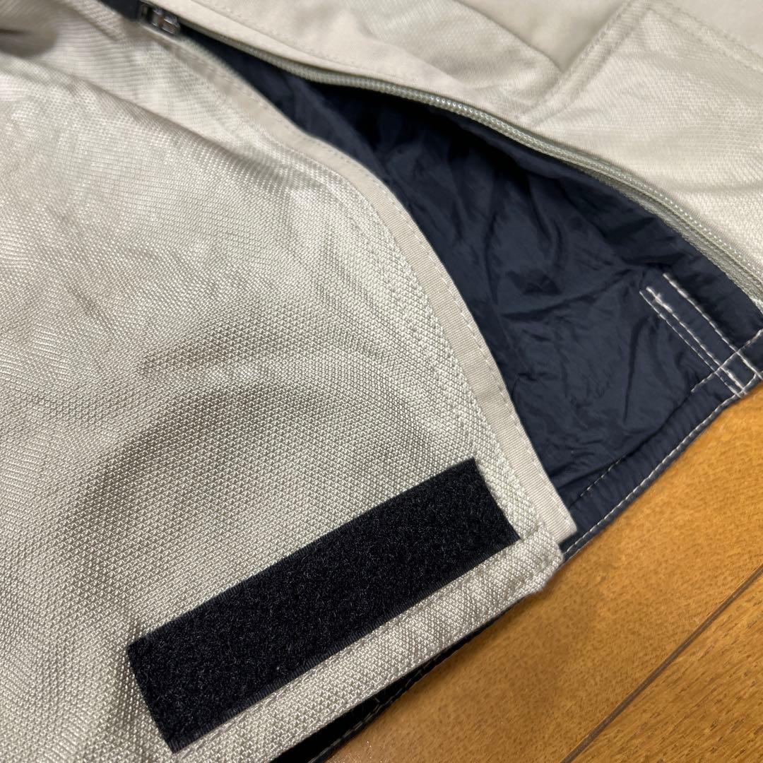 アシックス・minus twenty スノボ　スキーウェア　メンズ　ベージュ