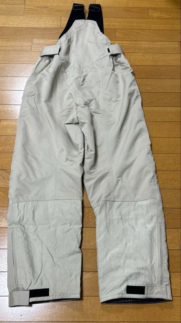 アシックス・minus twenty スノボ　スキーウェア　メンズ　ベージュ