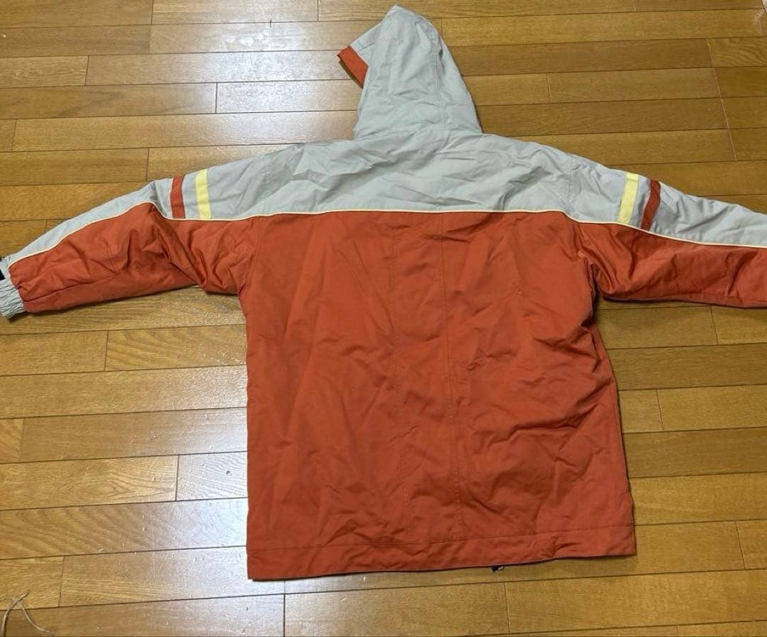 アシックス・minus twenty スノボ　スキーウェア　メンズ　ベージュ