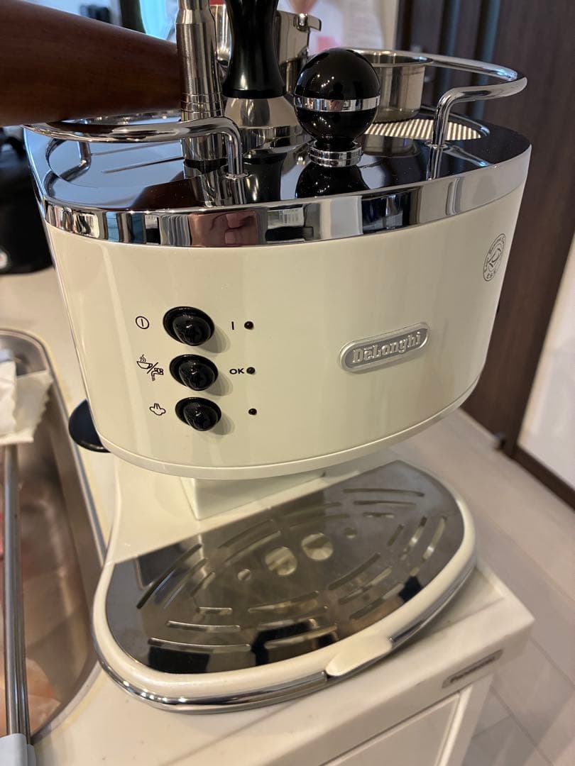 デロンギ アイコナ エスプレッソマシン　ECO310W