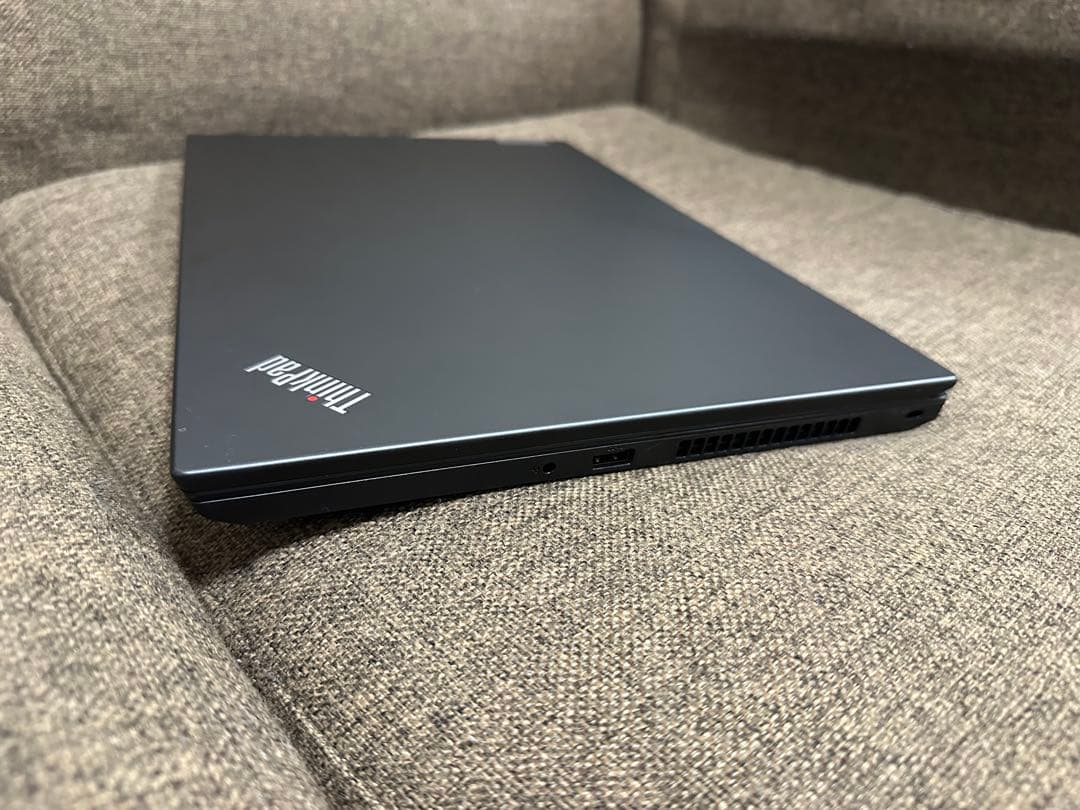 ThinkPad 15.6インチ ノートPC i7 10世代　office