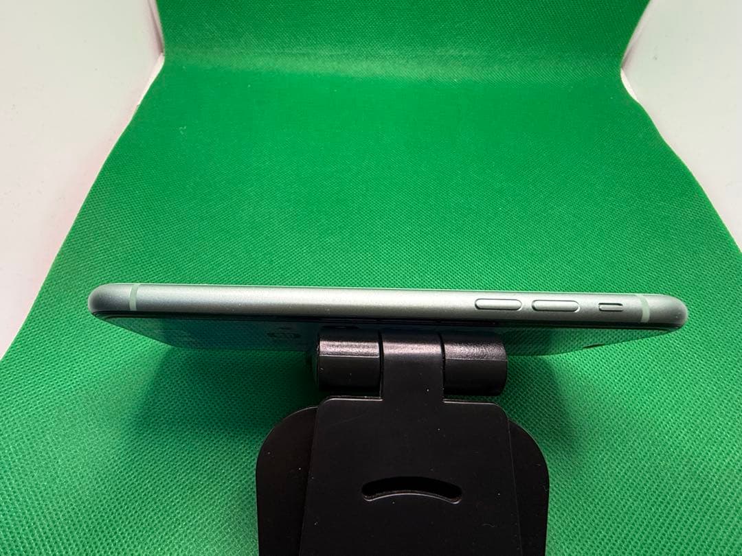 8001 IPHONE 11 64GB SIM フリー