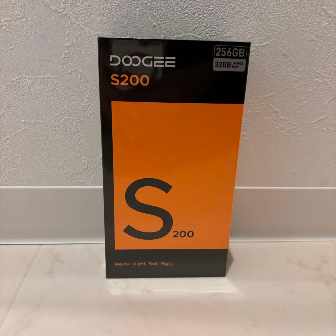 最強タフネススマホ DOOGEE S200