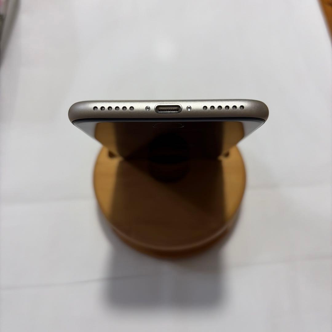 スマートフォン本体 iphone SE3 64G