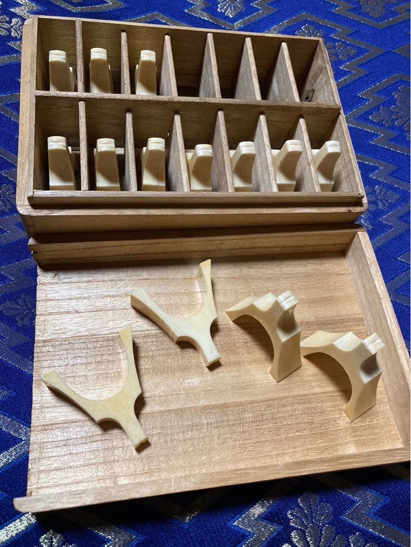 ★琴柱　14個セット　木箱入り　筝柱 琴 お琴 和楽器