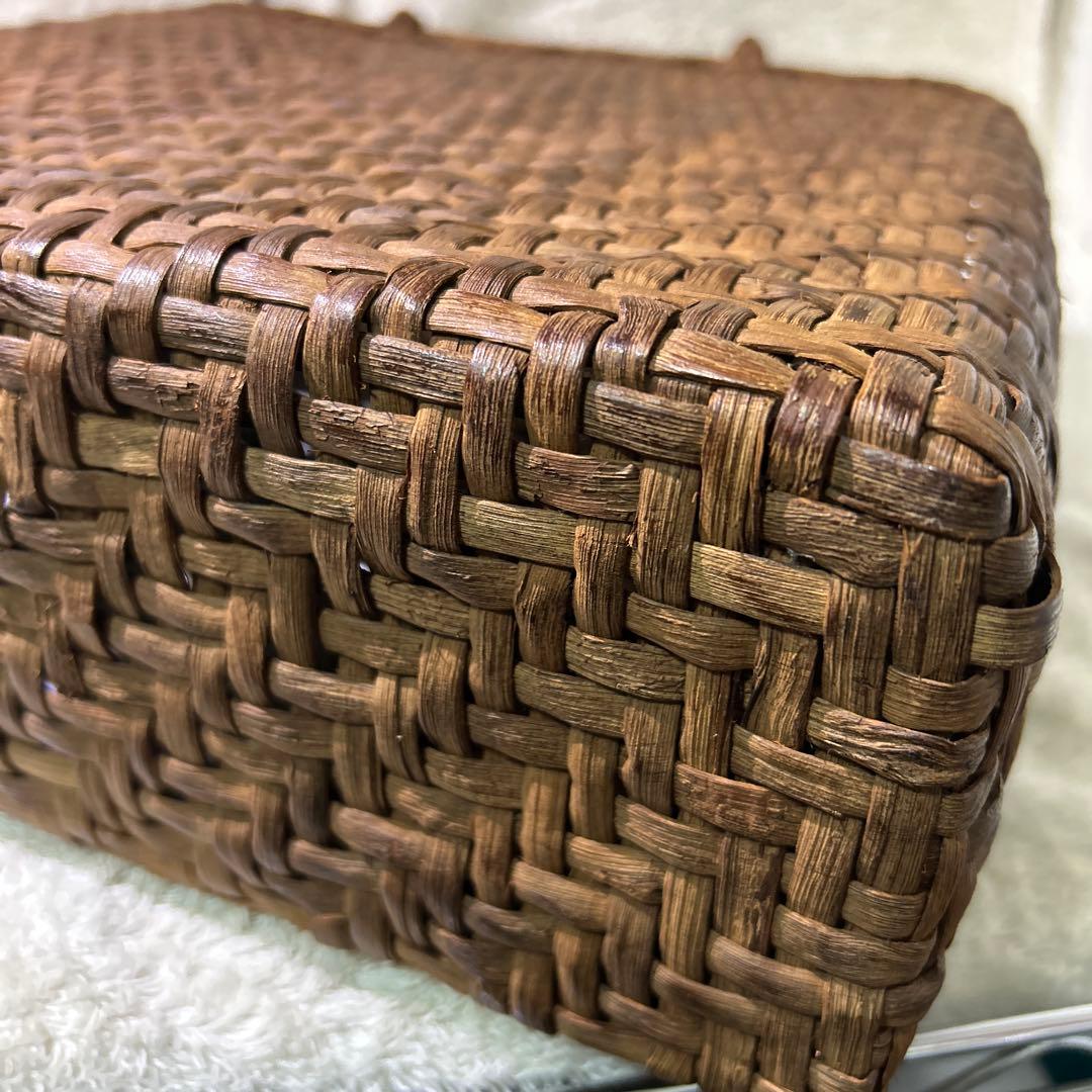 極美品　山葡萄　やまぶどう　カゴバック　大きめ　A4 籠バッグ 天然素材