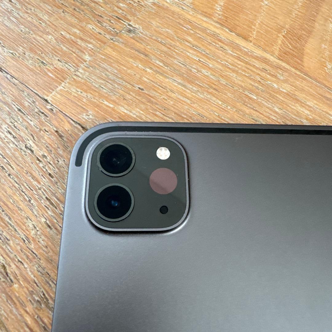 Apple iPad Pro 第二世代11インチ スペースグレー 本体