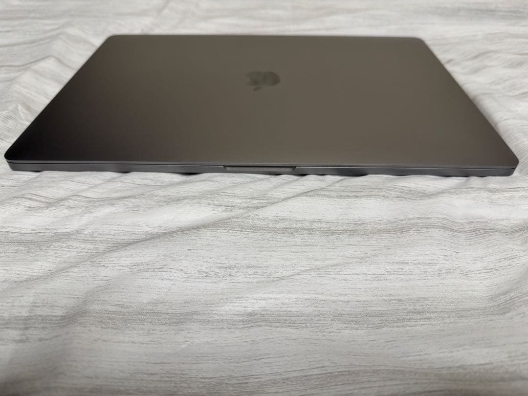 MacBook Pro 16インチ 2019 i9 16GB 1TB