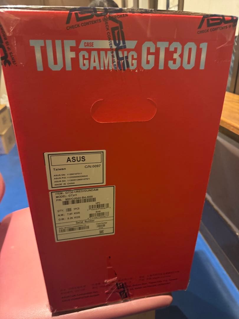 ASUS TUF Gaming GT301 ザクII エディション　PCケース