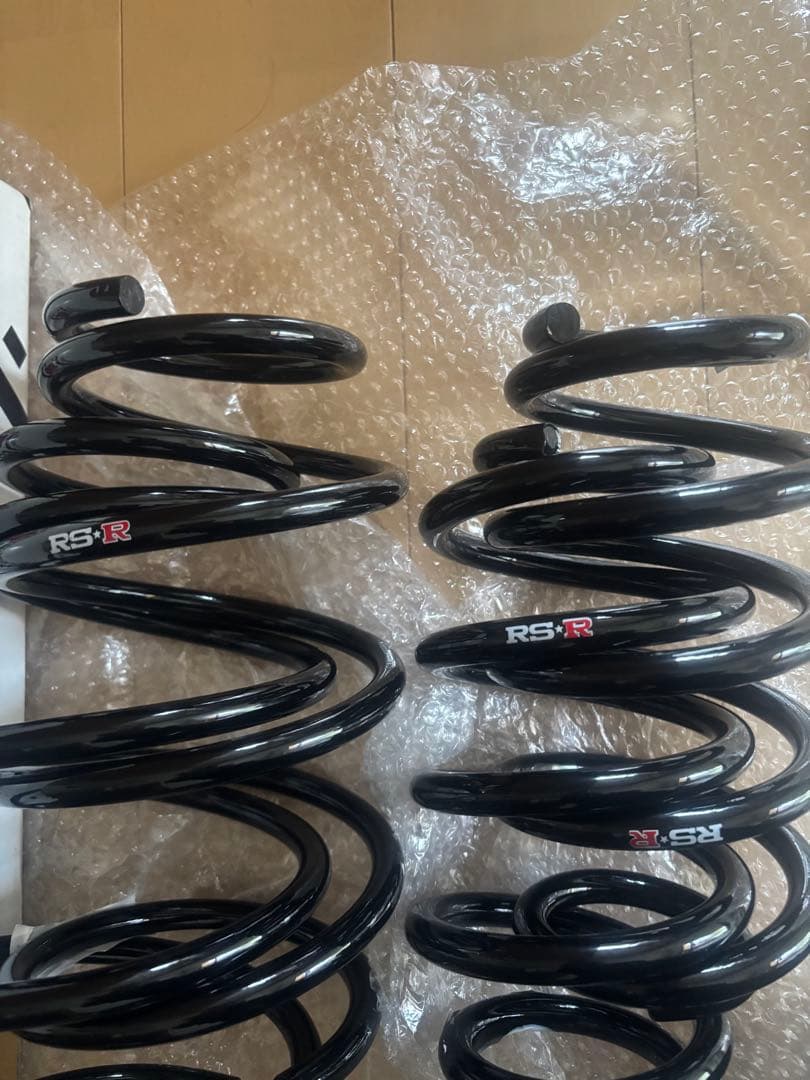 ハリアー60 2WD RS☆R ダウンサス　4本セット