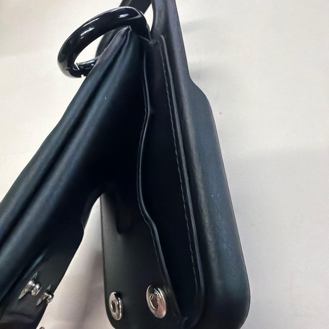 ajew ブラック iPhone17pro用ケース